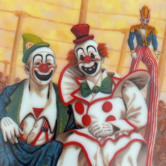 Vintage 24K gold rim Clown plate from the greatest show on earth!!🌍 - Picture 7 of 12